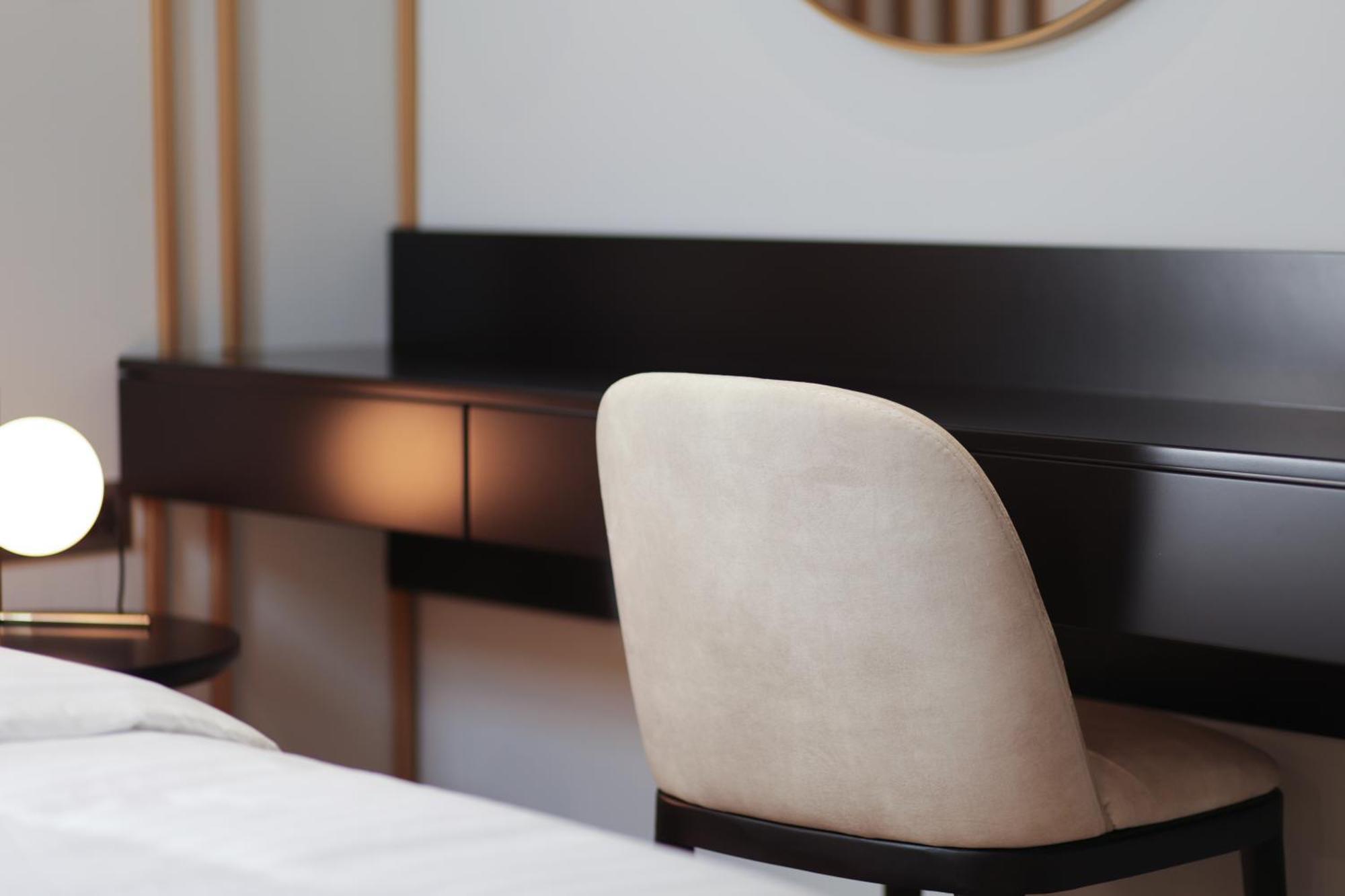 Gremmy Boutique Hotel ティラナ エクステリア 写真