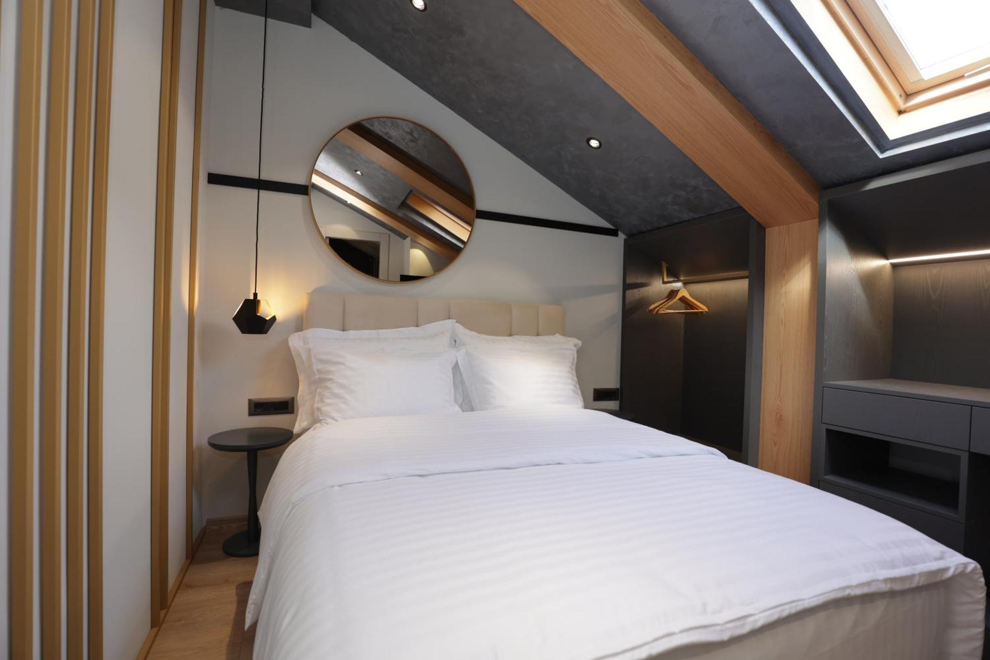 Gremmy Boutique Hotel ティラナ エクステリア 写真