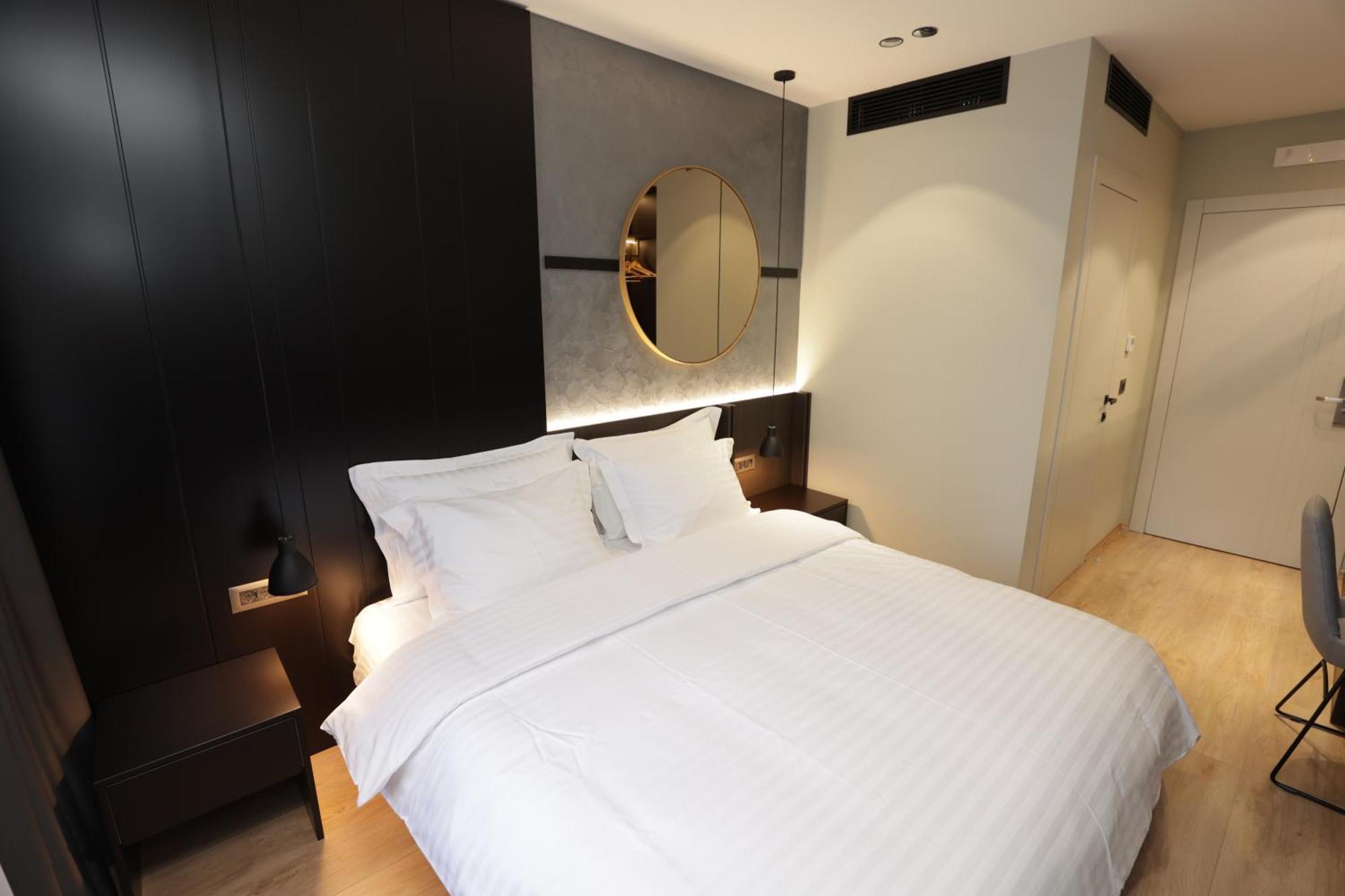 Gremmy Boutique Hotel ティラナ エクステリア 写真